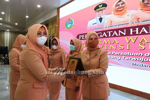 DWP Kota Medan Terima Penghargaan dari DWP Sumut