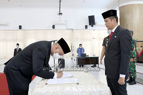 Hendra Dermawan Siregar Dilantik Menjadi Pj Sekda Kota Pematangsiantar