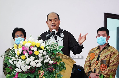 Natal Oikumene Kota Tebing Tinggi, Walikota : Jadikan Momentum Ini Untuk Berbagi Kebahagiaan Dengan Sesama