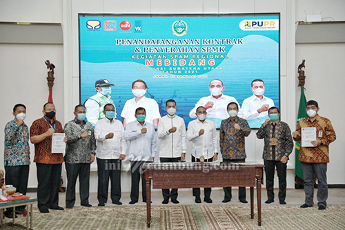 Akhyar Dampingi Gubsu Saksikan Penandatanganan Kontrak dan SPMK SPAM Regional Mebidang