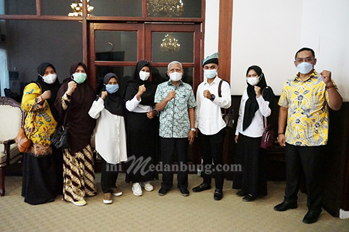 Empat Anak Asahan Diberangkatkan Bupati Asahan ke BLK Lembang
