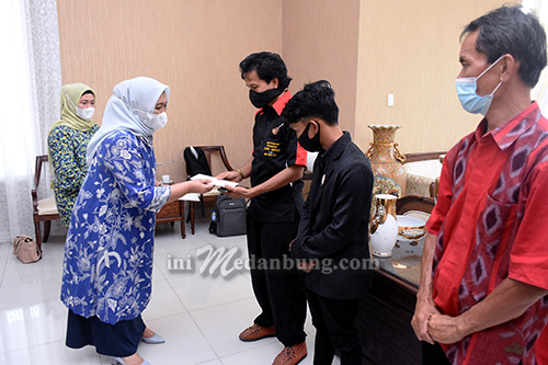 Dekranas Sumut Salurkan Bantuan untuk Perajin di 10 Kabupaten/Kota