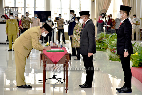 Gubernur Sumut Edy Rahmayadi Lantik 13 Pejabat Eselon II