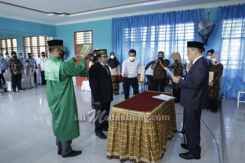 Prof. Dr. Drs. H. Tri Harsono, MSi Jabat Rektor Uiversitas Asahan Priode 2021-2025