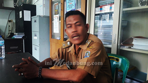 Ketua DPRD Binjai Noor Sri Alamsyah Putra : Copot Lurah Pekan Binjai