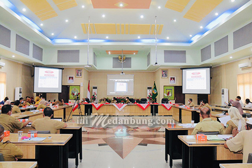 Rapat Finalisasi LKPJ 2020, Bupati Sergai Minta OPD Laporkan Kinerja Tiap Bulan
