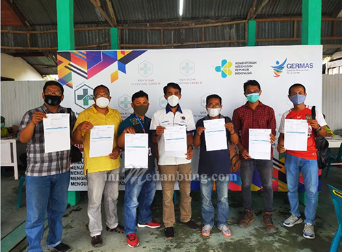 Pengurus dan Anggota PWI Asahan Melakukan Vaksinasi Covid-19