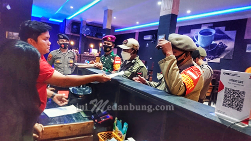 Satgas Penanganan Covid-19 Sumut Tertibkan Tempat Makan dan Hiburan Malam