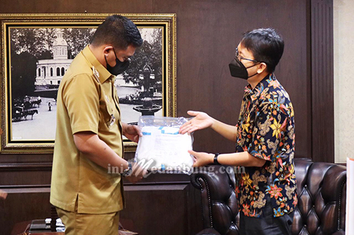 Pemko Medan Terima Bantuan 320 Baju Hazmat dari ACE