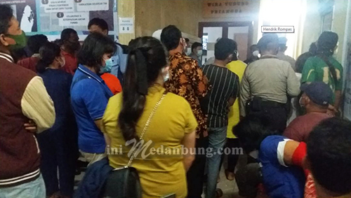 Vaksinasi di Polres Pelabuhan Belawan Tidak Memenuhi Standar Prokes