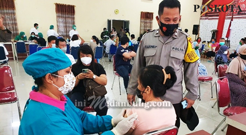 Polres Pelabuhan Belawan Gelar Viksinasi Masal 1000 Orang Lansia