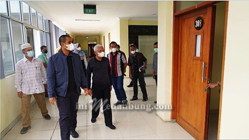 Kapolres Asahan bersama Bupati Asahan menggelar Rakor Penanganan Covid-19