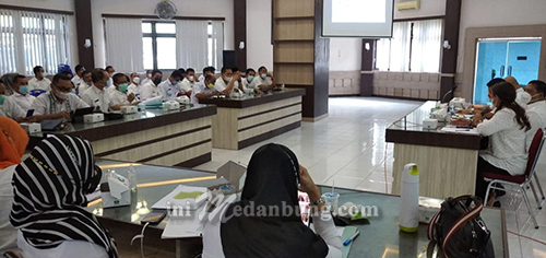 Tidak Ada Tambahan, Biaya Pemakaman COVID-19 Juga Diminta Cepat Disalurkan