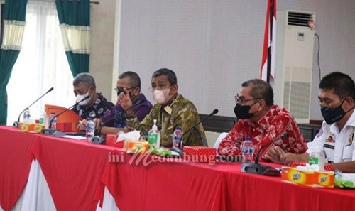 Camat Diminta  Bawa Warga Terkonfirmasi Positif Covid-19 ke Isoter Pemko Medan