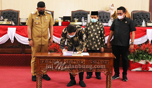 Seluruh Fraksi DPRD Medan Setujui Ranperda Ketentraman dan Ketertiban Umum menjadi Perda