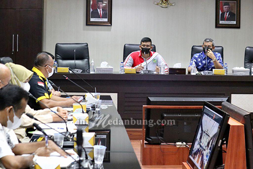 Bobby Nasution Pimpin Rapat Bahas Masalah Jalan Nippon Medan Marelan