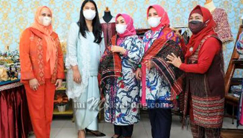 Kahiyang Ayu Bobby Nasution Terima Kunker TP PKK Kabupaten Rokan Hilir