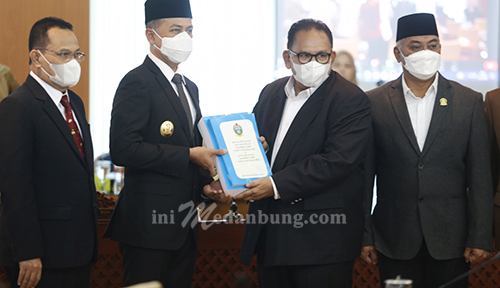 Wagub Musa Rajekshah Sampaikan Nota Keuangan dan Ranperda APBD Sumut 2022