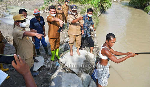 Bupati dan Wabup Sergai Tinjau Banjir di Tebing Tinggi dan Tebing Syahbandar