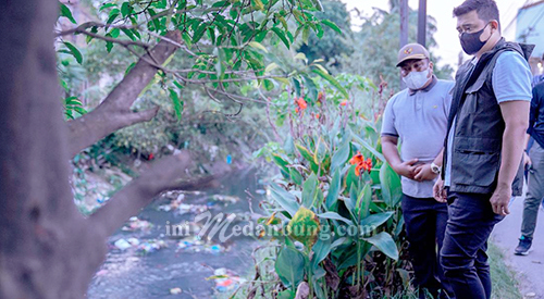 Bobby Sikapi Keluhan Warga Soal Sampah, Banjir dan Peredaran Narkoba di Pasar Meranti