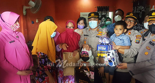 Kapolres Pelabuhan Belawan Sambangi Anak Disiksa Ayah Tiri