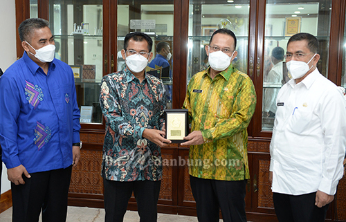 Pemprov Sumut Dukung BPJPH Kemenag RI Sertifikasi Halal Gratis Bagi Pelaku UMKM