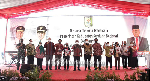 Bupati dan Wabup Sergai Temu Ramah dengan Guru Sekolah Minggu dan Pimpinan Gereja