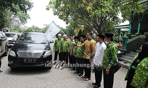 Musa Rajekshah Lepas Tim Safari Ramadan DMI Sumut ke Tanjungbalai, Asahan dan Batubara