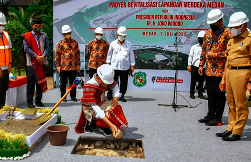 Presiden Jokowi Letakkan Batu Pertama Revitalisasi Lapangan Merdeka