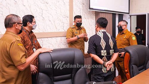 Wujudkan Program Medan Terang, Bobby Nasution Tekankan Efisiensi