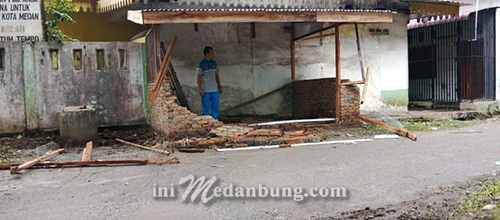 Pos Polisi Pemantau Peredaran Narkoba Bantaran Sei Deli Dirusak