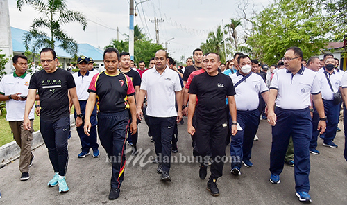 Gubenur & Danlantamal I Membuka Fun Run 7,7 K di Belawan