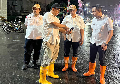Medan Kota dan Dinas PU Gerak Cepat Tangani Banjir di Jalan Thamrin