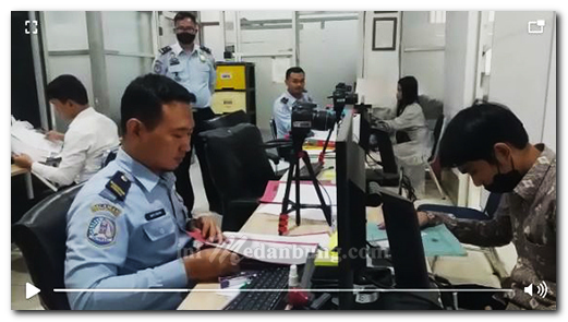 Pasport RI Masa Berlaku 10 Tahun Dimulai Dikantor Imigrasi Belawan