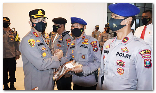 Kopolres Asahan Berikan Penghargaan kepada Personil