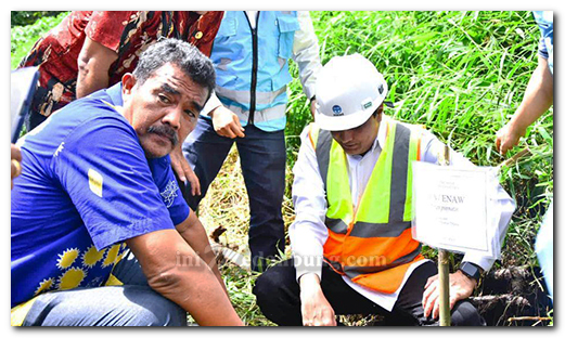 Direksi Tirtanadi bersama Masyarakat Kecamatan Sibolangit Tanam Bibit Pohon Aren