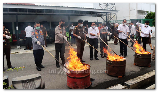 Kapolres Ikuti Pemusnahan Barang Bukti di Kejari  Binjai