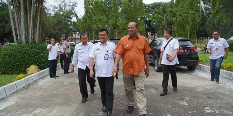 Plt Bupati Langkat Apresiasi Kegiatan Bakti Sosial Bantuan Pangan Pencegahan Stunting PWI Langkat