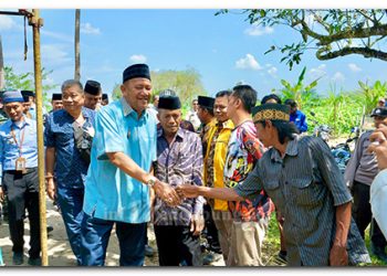 Syah Afandin Serahkan Beragam Bantuan Saat Resmikan Masjid Al Falah di Wampu