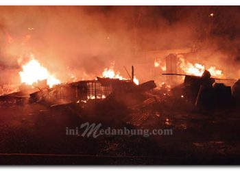 Enam Gudang Ikan Milik Olo Panggabean Musnah Terbakar di Gabion Belawan