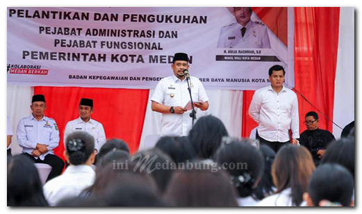 Lantik Kepsek dan Kepala Puskesmas, Bobby Berharap Wajah Pendidikan dan Pelayanan Kesehatan Lebih Baik