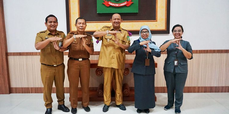 Langkat dalam Angka 2023, Pertumbuhan Ekonomi Meningkat – Kemiskinan Menurun