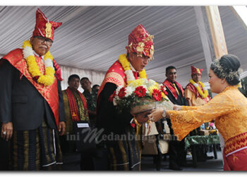 Buka Festival Buah dan Bunga 2023, Gubsu Sebut 65% Logistik dari Karo dan Pentingnya Bangun Jalan Alternatif