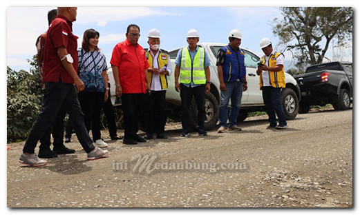 Tinjau Perbaikan Jalan Simpang Tongkoh – Simpang Sinaman, Baskami : Segera Selesai Sebelum Nataru
