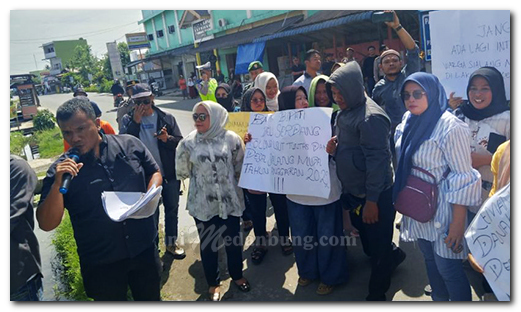 Gelapkan Ratusan Juta Dana Desa, Pelakunya Bebas Berkeliaran Seperti “Kambing”