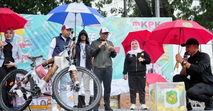 CFD Medan Dimeriahkan Dengan Lomba Senam Hajar Serangan Fajar