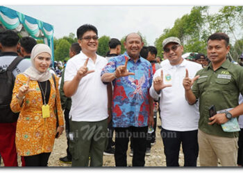Plt Bupati Langkat Bersama Pj Gubernur Tanam 10 ribu Bibit Mangrove di Lubuk Kertang
