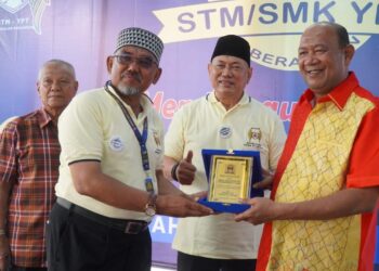 Plt Bupati Langkat Hadiri Reuni STM/SMK YPT Pangkalan Brandan