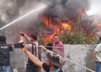 Pipa Milik Pertamina Meledak, Membakar 6 Unit Rumah Warga Belawan