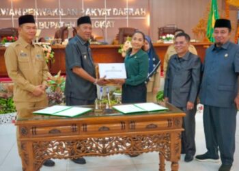 Syah Afandin Sampaikan Ranperda APBD Langkat 2024